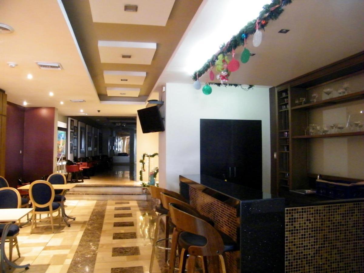 Hotel Ramada Guayaquil Exterior foto