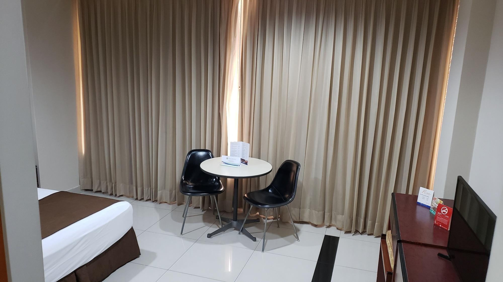 Hotel Ramada Guayaquil Exterior foto