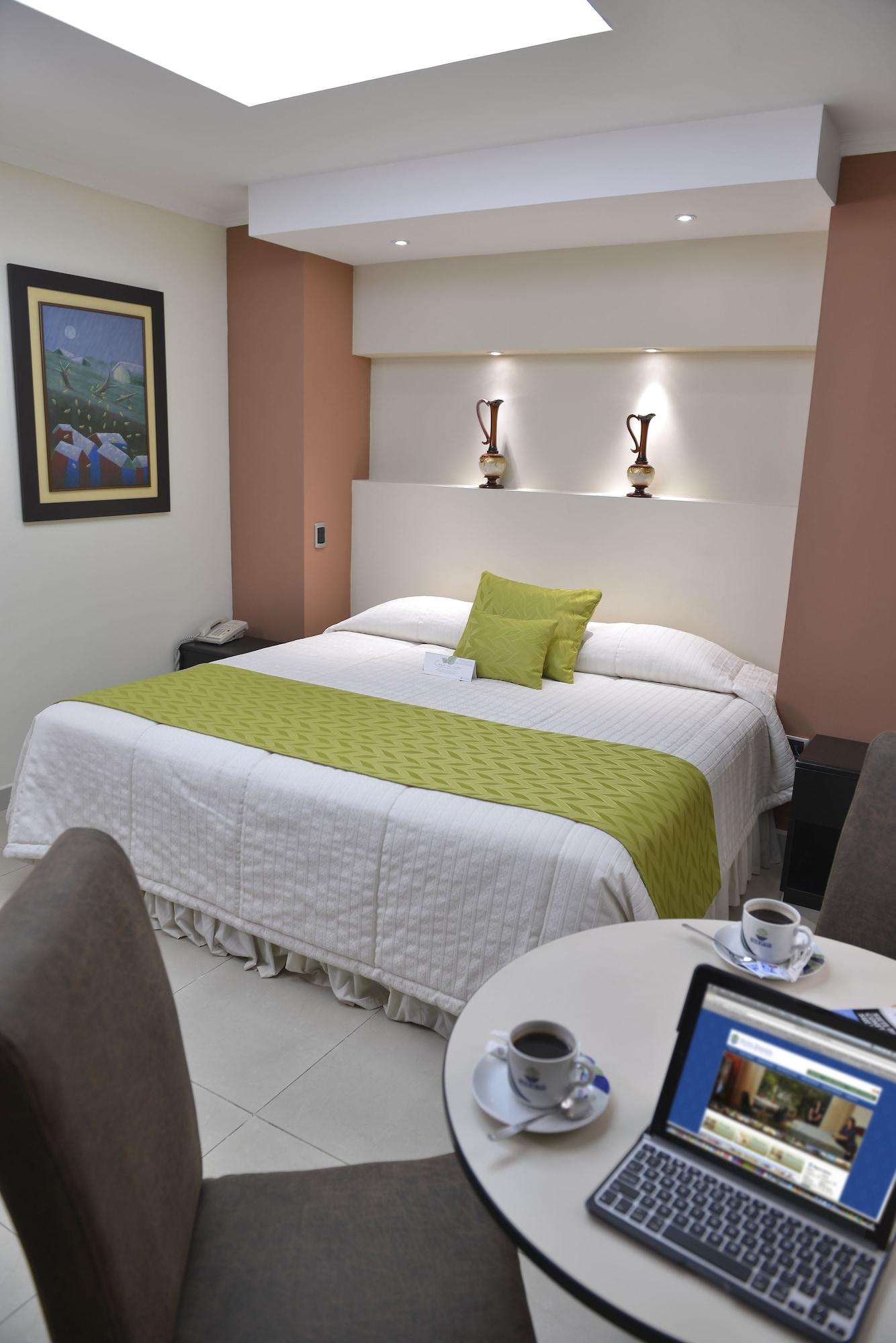 Hotel Ramada Guayaquil Exterior foto