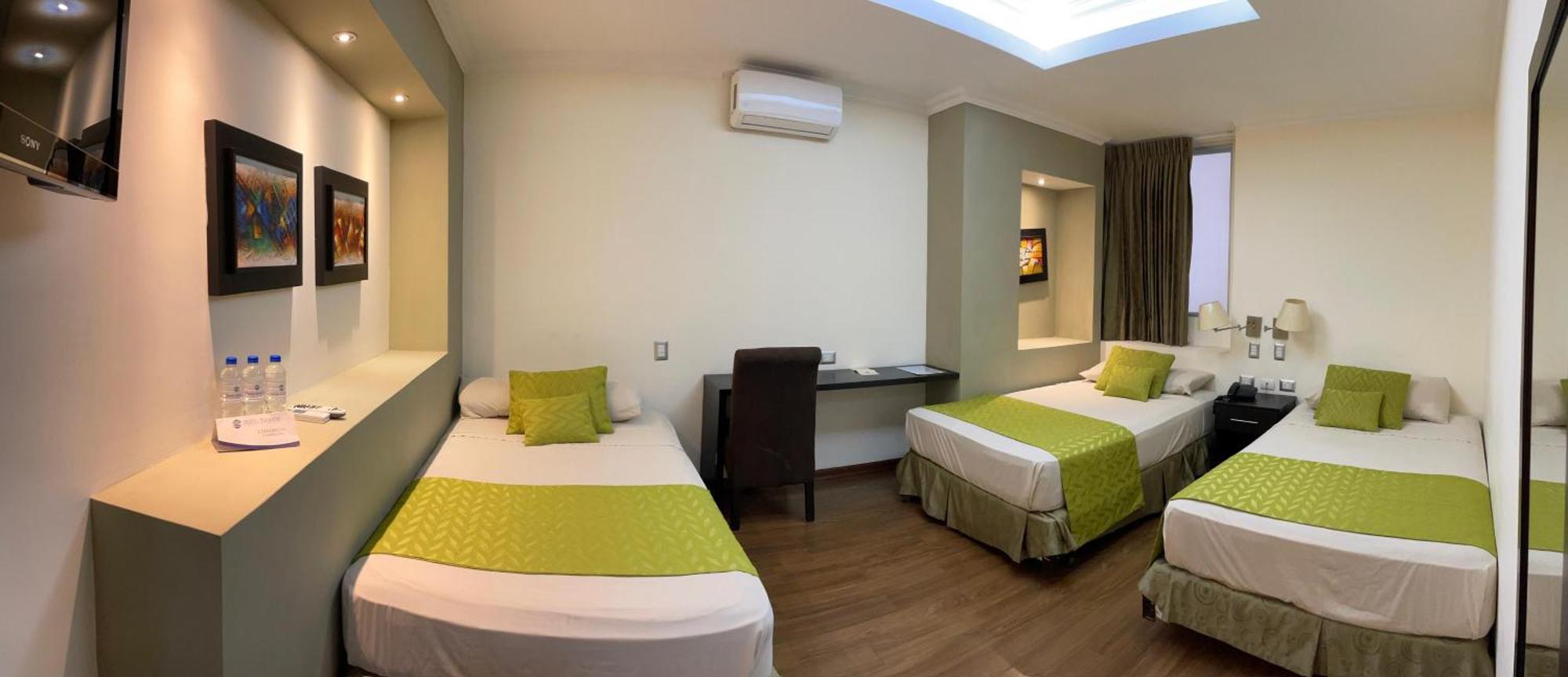 Hotel Ramada Guayaquil Exterior foto